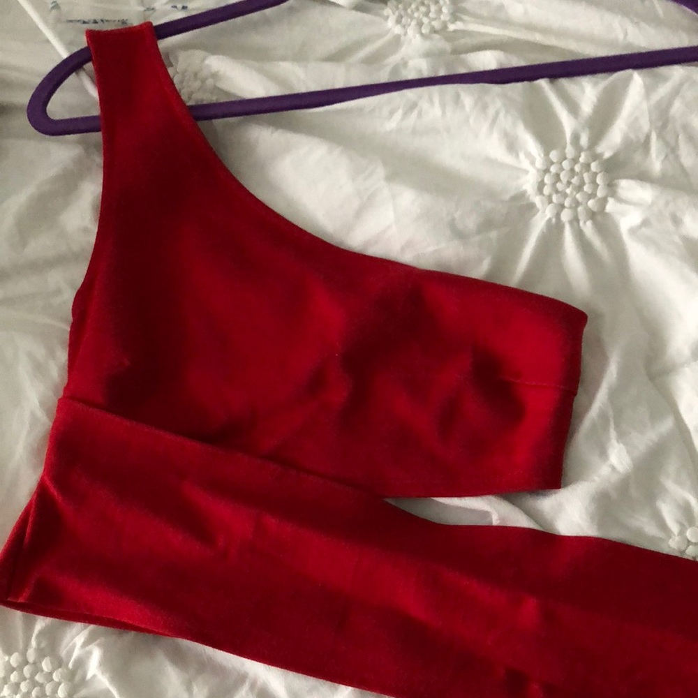 urban outfitters one shoulder tie crop top